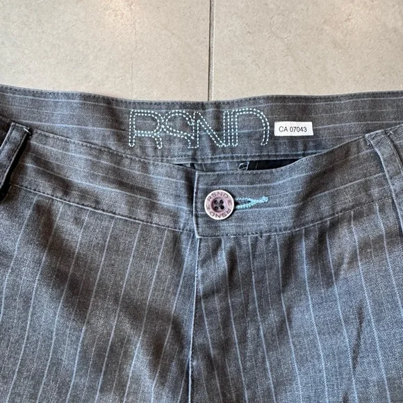 RSND Grey Board Shorts Sz 32 - Picture 4 of 6